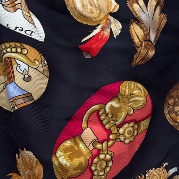 HERMES (Authentic) Silk Scarf (90cm Square) - Picture 7 of 10